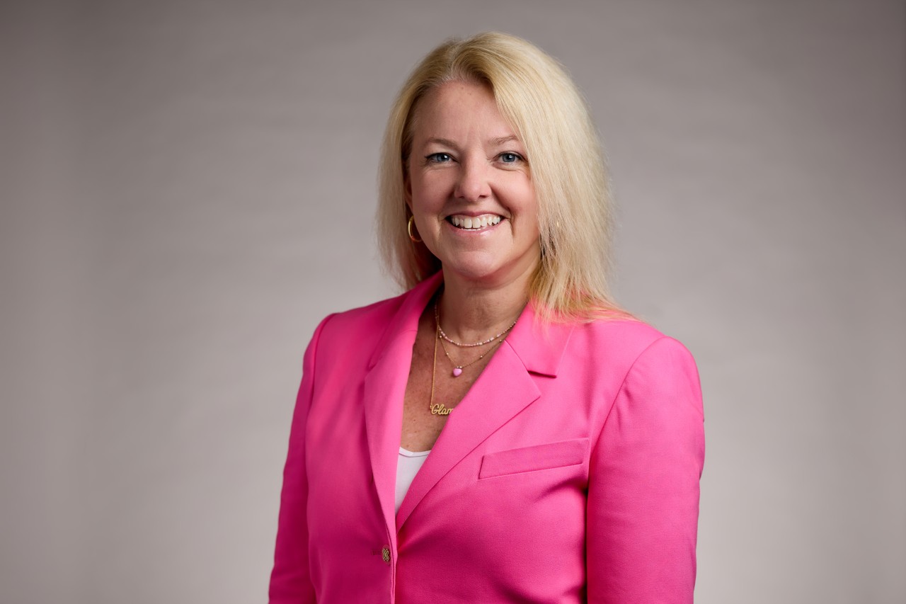 Headshot of Jennifer Regala